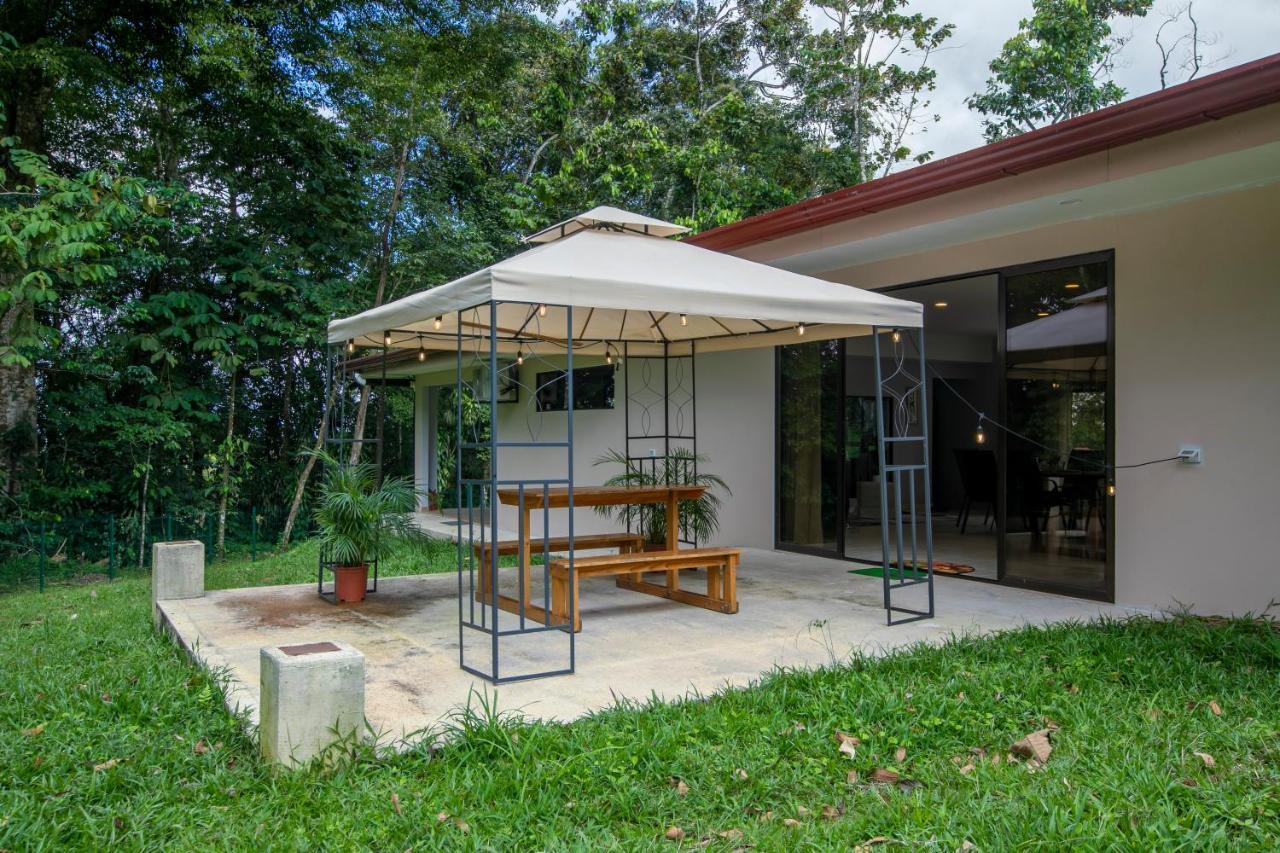 River Paradise Villa With Private Jacuzzi La Fortuna Екстериор снимка